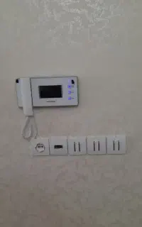 برقکار  (تعمیرات تخصصی آیفون صوتی و تصویری)