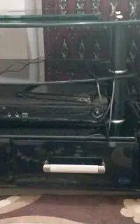 میز تلویزیون شیشه ای مشکی