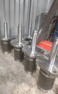 تراشکاری بهروز مومنی
