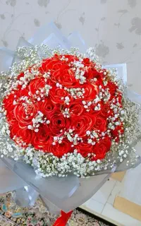 دسته گل و باکس گل ربانی