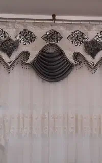 ..پرده و والان‌..