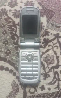 گوشی سونی اریکسون z520i