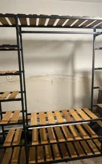 اویز لباس چوبدار و ساده باچوب ترمو