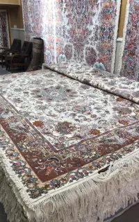 انواع فرش گالری مخصوصا تبریز خریدار مشاوره کاشان