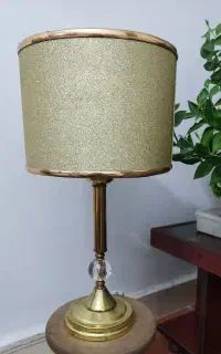آباژور رومیزی