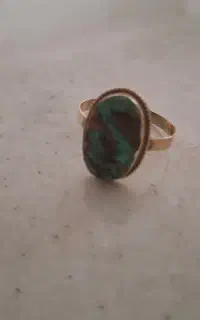 انگشتر۱ گرم و ۵۰۰ سوت قیمت تابلو