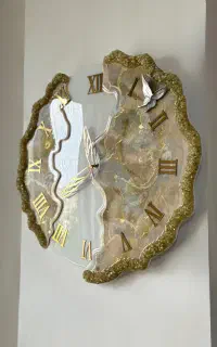 ساعت دیواری رزینی لوکس(هدیه رایگان تا پایان هفته)