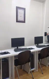 آموزش نرم افزارهای نقشه کشی (اتوکد و..)
