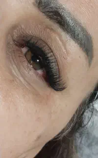 اکستنشن تخصصی مژه