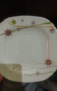 سرویس ظروف 6 نفره