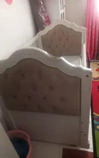 تخت گهواره ای کودک