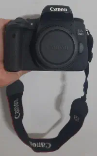 دوربین کانن eos 760d