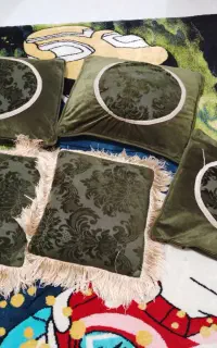کوسن مخمل برجسته