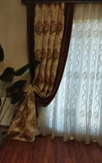 یک جفت والن مخمل و ژاکارد، بسیار شیک و سنگین