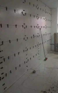 کاشی کار و سرامیک کاری