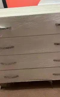 دراور ۴ کشو سفید کاملا نو