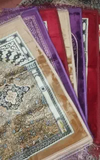 جا نمازی برای سوغاتی