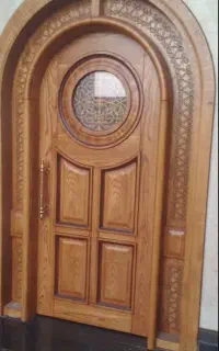 نجاری حرفه ای درب چوبی اتاقی ورودی