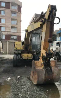 بیل مکانیکی هپکو چرخ لاستیکی he100