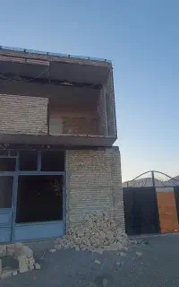 زمین تجاری مسکونی نیمه ساخت