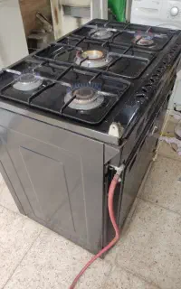 اجاق گاز فردار . کاملا سالم