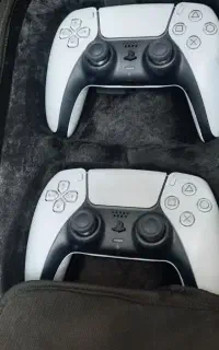 ps5 slim دو دسته