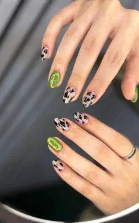 مرکز تخصصی ترمیم ناخن ۴۰۰ و اکستنشن مژه ۶۰۰