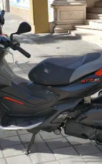 آپریلیا 175 جی تی اس