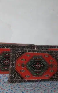 ۳عدد پشتی دیواری سنتی