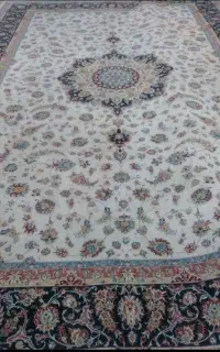 فرش حرم امام رضا وفرش در حد نو از کارخانه حرم مطهر