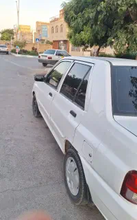 پراید ۱۳۲ بی رنگ