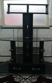میز تلوزیون