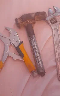 انبرکلاغی ،نو،نو،آچارفرانسه بزرگ،ویک عدد تیشه