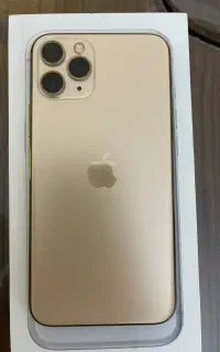 ایفون 11 pro گلد