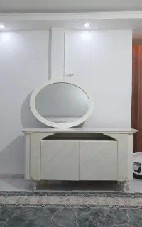 اینه و کنسول