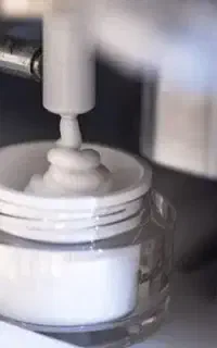 استخدام بانوان