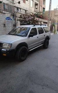 نیسان سرانزا
