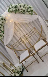 بادکنک آرایی وگل آرایی