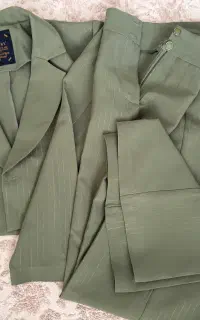 کت شلوار سایز۴۲