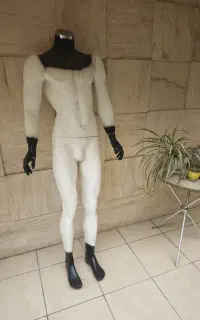 مانکن ایستاده مردانه