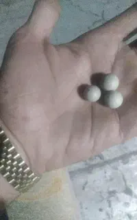 سنگ آسیاب و عقیق قرمز