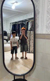 آیینه ایستاده