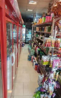 استخدام نیرو در فروشگاه صاحب الزمان  خ طالقانی ۲۳