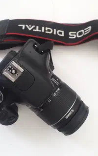 دوربین canon 550D