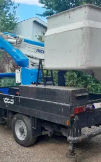 نیسان بالابرمدل۹۳بسیارتمیزوسالم