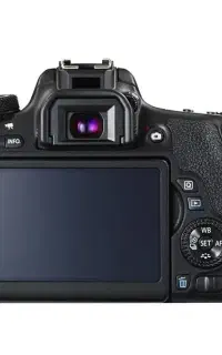 دوربین کنون  Canon 760D در حد آکبند
