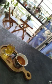 کافه دنج