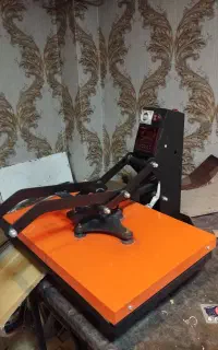 دستگاه پرس حرارتی