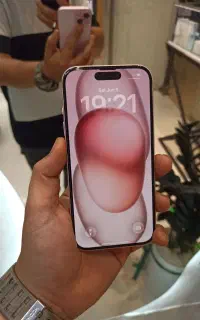 iphone 15 normal pink