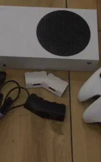 ایکس باکس سری اس + شارژر و پایه شارژر